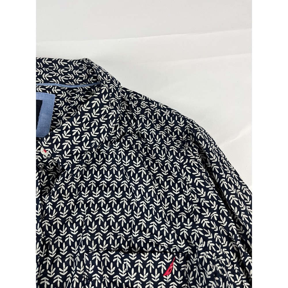 Nautica Jeans Womens Button Down Shirt L G Long Sleeve Leaf Print Blue White‎